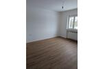 Neu renovierte helle 4-Zimmerwohnung im Erdgeschoss 4 zimmer