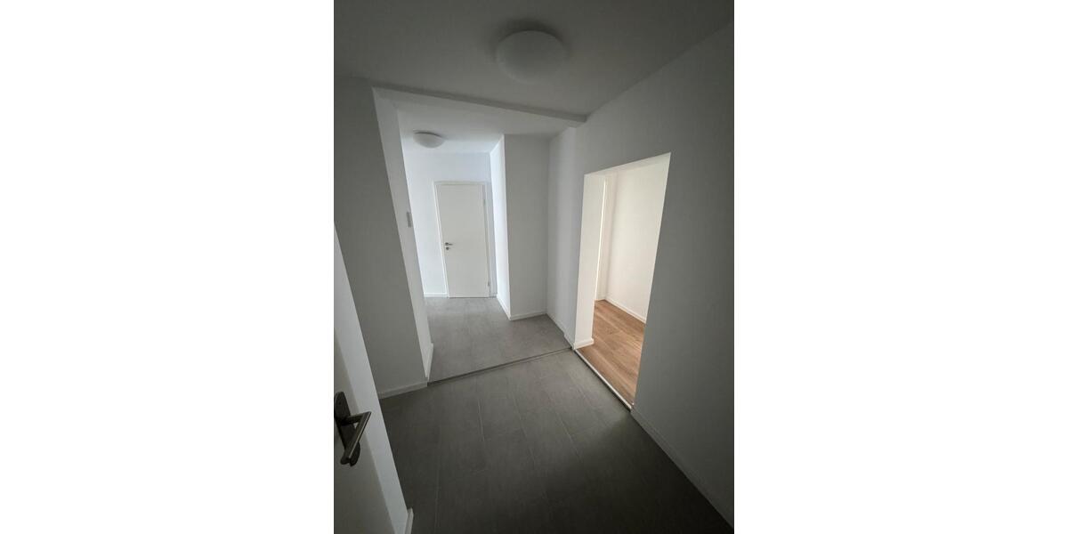 Etagenwohnung Villingen-Schwenningen Schwenningen - 4 Zimmer, 80 m&sup2;, 300&euro; | Angebot:25158439