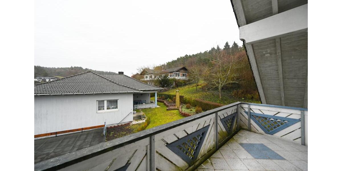 Dachgeschoßwohnung Biedenkopf - 3 Zimmer, 71 m&sup2;, 650&euro; | Angebot:24272281