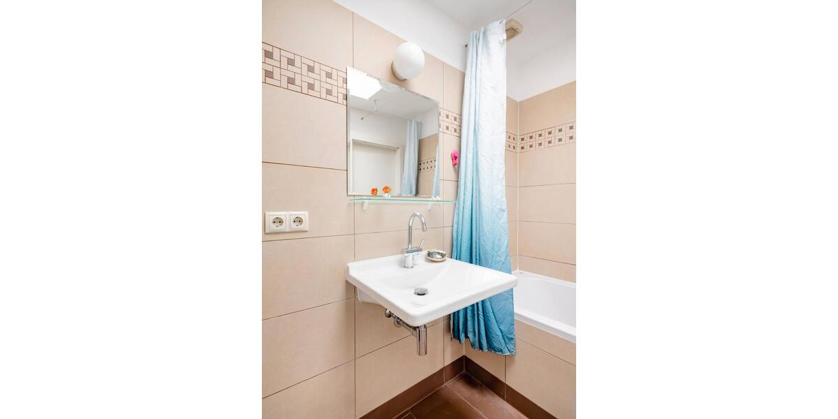 Dachgeschoßwohnung Berlin Mitte - 1 Zimmer, 50 m&sup2;, 1.150&euro; | Angebot:26408287