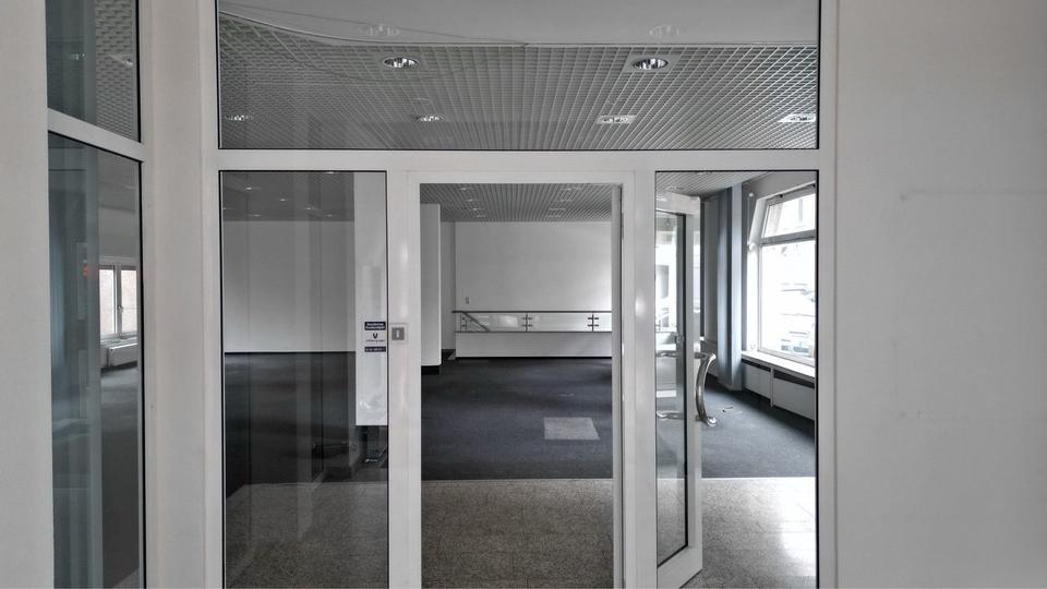 Gewerbeobjekt Duisburg Rheinhausen - 2.750&euro; | Angebot:21345198