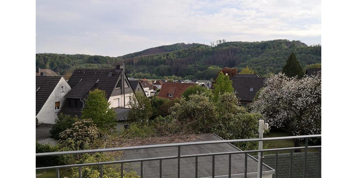 Etagenwohnung Sundern (Sauerland) - 2 Zimmer, 94 m&sup2;, 950&euro; | Angebot:24768837