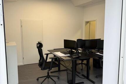 Ladenfläche Büro Friseur Praxis 29 qm + Küche Bad PROVISIONSFREI zimmer