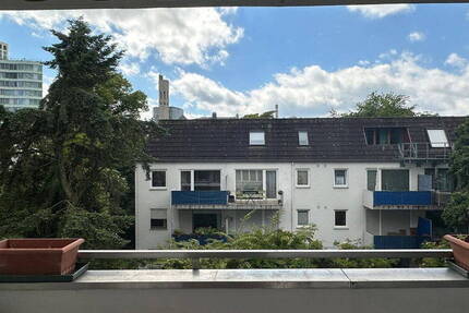 Westend: renovierte 3 Zimmer mit Balkon - 24 Monate befristet optional möbiliert