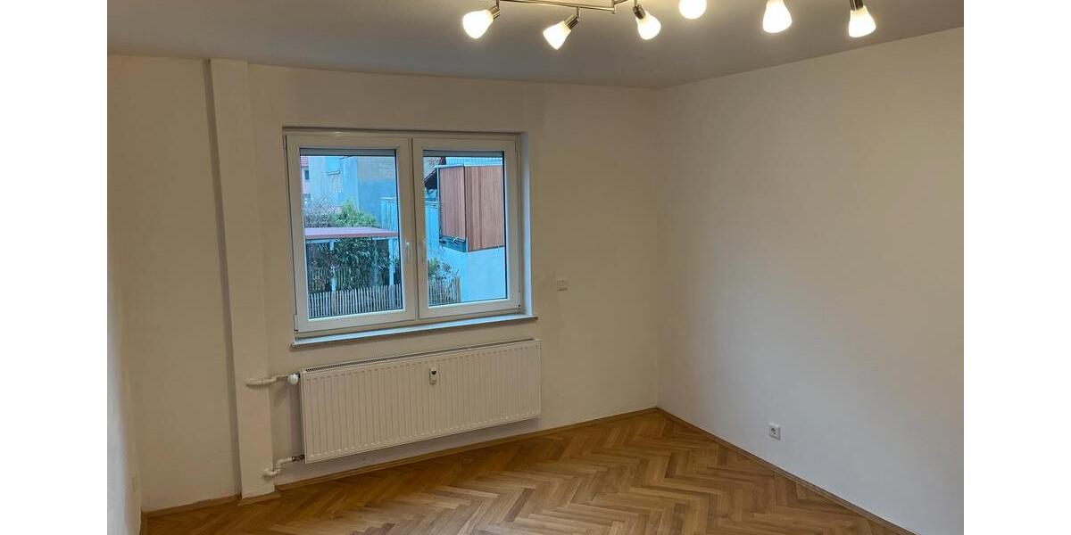 Etagenwohnung Niestetal - 5 Zimmer, 94 m&sup2;, 955&euro; | Angebot:24980066