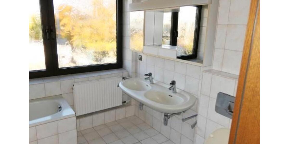Etagenwohnung Gütersloh Avenwedde - 3 Zimmer, 116 m&sup2;, 925&euro; | Angebot:26341650