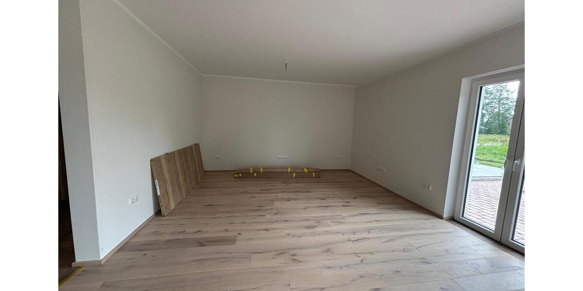 Doppelhaushälfte Schortens - 4 Zimmer, 116 m&sup2;, 1.350&euro; | Angebot:26641332