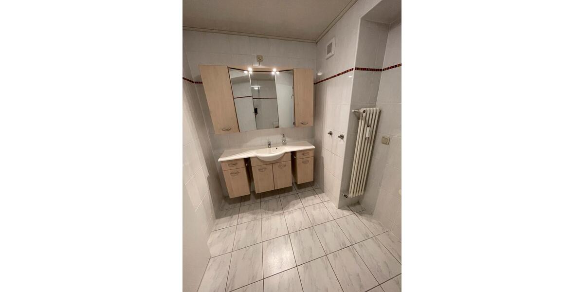 Erdgeschoßwohnung Überherrn - 2 Zimmer, 80 m&sup2;, 690&euro; | Angebot:26044270