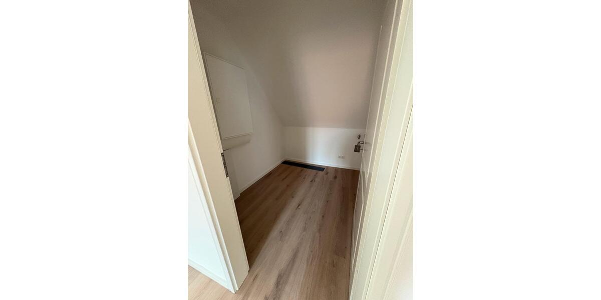 Dachgeschoßwohnung Ludwigslust - 2 Zimmer, 59 m&sup2;, 645&euro; | Angebot:23040685