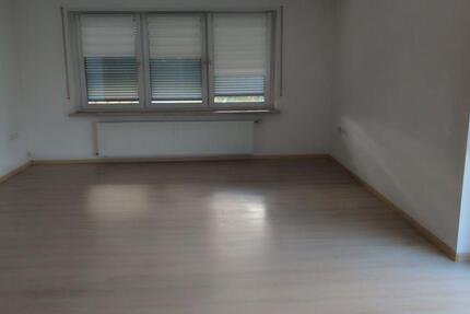 Wohnung Helmstedt - 3 Zimmer, 100 m&sup2;, 690&euro; | Angebot:27569962