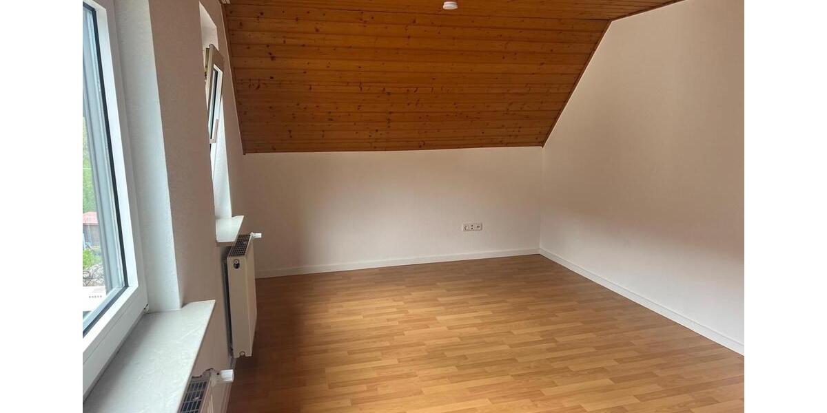 Etagenwohnung Siegen Kaan-Marienborn - 1 Zimmer, 22 m&sup2;, 410&euro; | Angebot:26456139