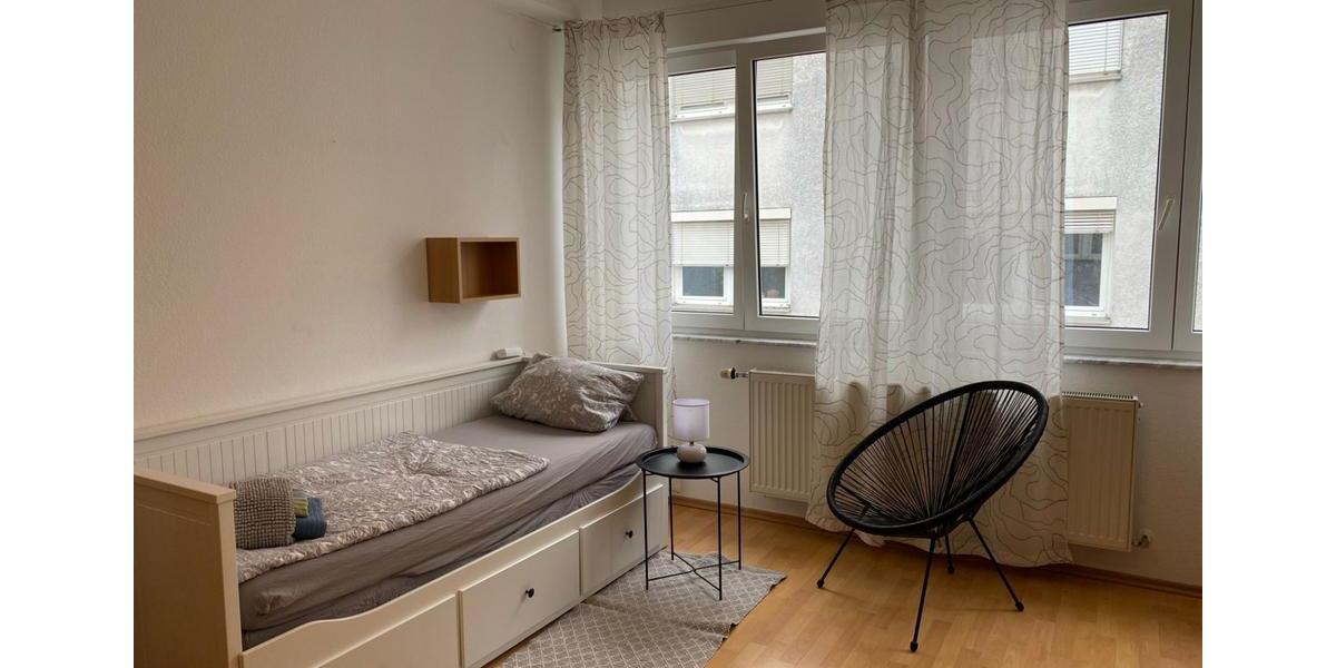 1-Zimmerwohnung mit Internet, TV, DuWC, Küchenzeile, Waschmaschine, Trockner 1 zimmer