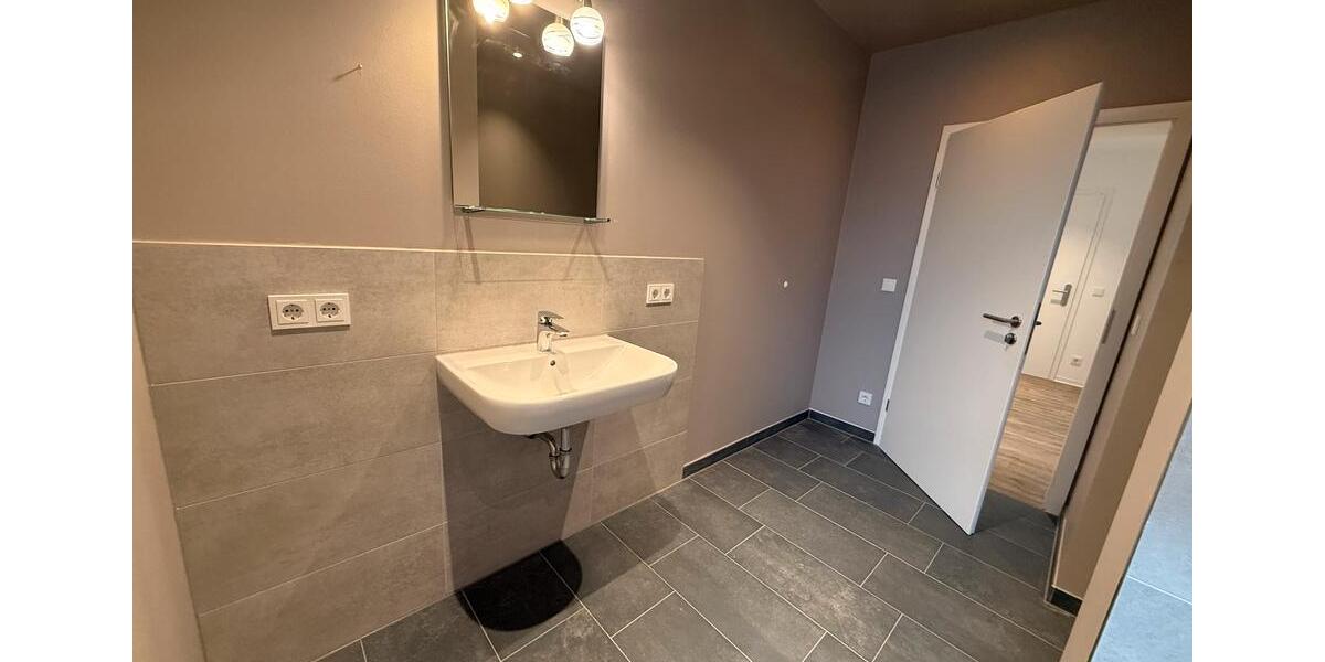 Gewerbeobjekt Fischbachtal - 2 Zimmer, 10 m&sup2;, 700&euro; | Angebot:26535539