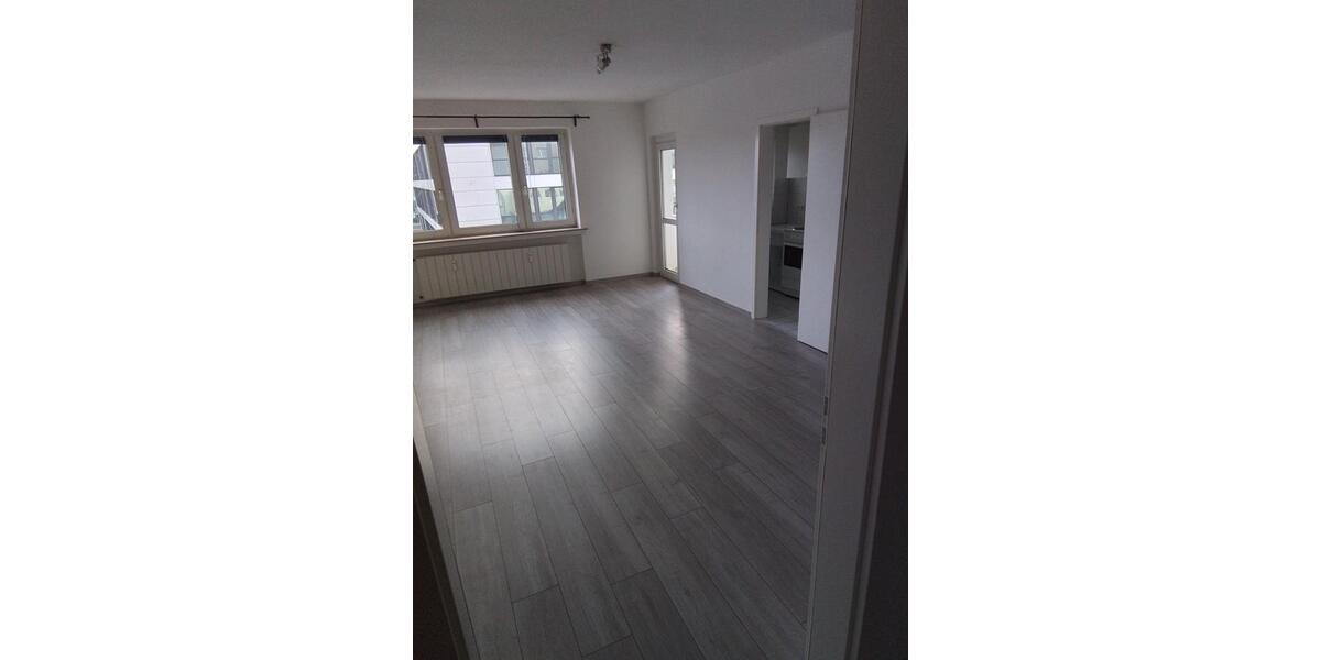 Etagenwohnung Wolfsburg - 1 Zimmer, 48 m&sup2;, 420&euro; | Angebot:24707056