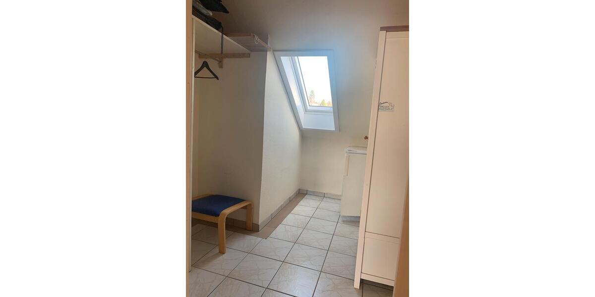 Dachgeschoßwohnung Nümbrecht - 2 Zimmer, 84 m&sup2;, 700&euro; | Angebot:24616438