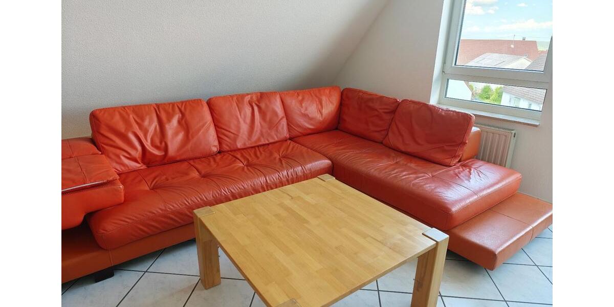 Helle 2,5 Zimmer DG in Herrenberg-Oberj mit Balkon - Möbliert 2 zimmer