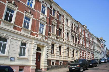 Wohnung Roßwein - 4 Zimmer, 105 m&sup2;, 500&euro; | Angebot:25900019