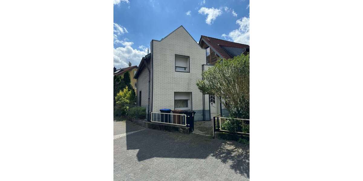 Haus zum Mieten in Brühl 880 € 77.16 m² 4 zimmer