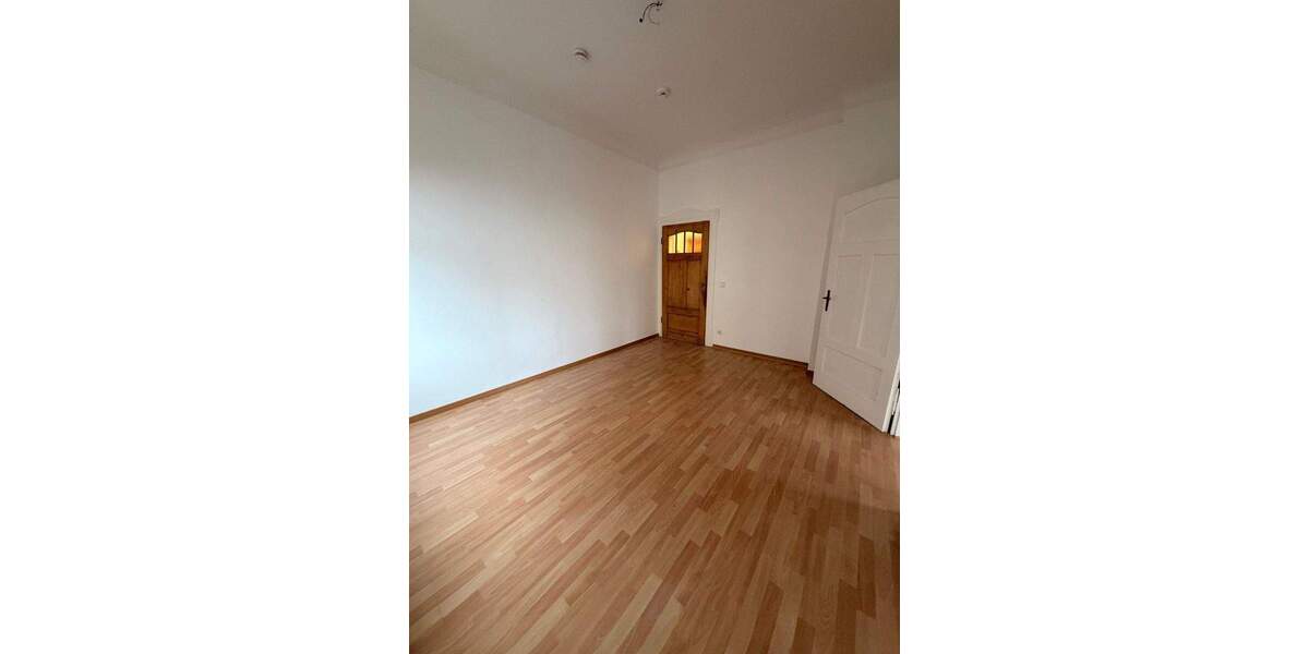 Etagenwohnung Nürnberg Muggenhof - 5 Zimmer, 120 m&sup2;, 1.200&euro; | Angebot:24967114