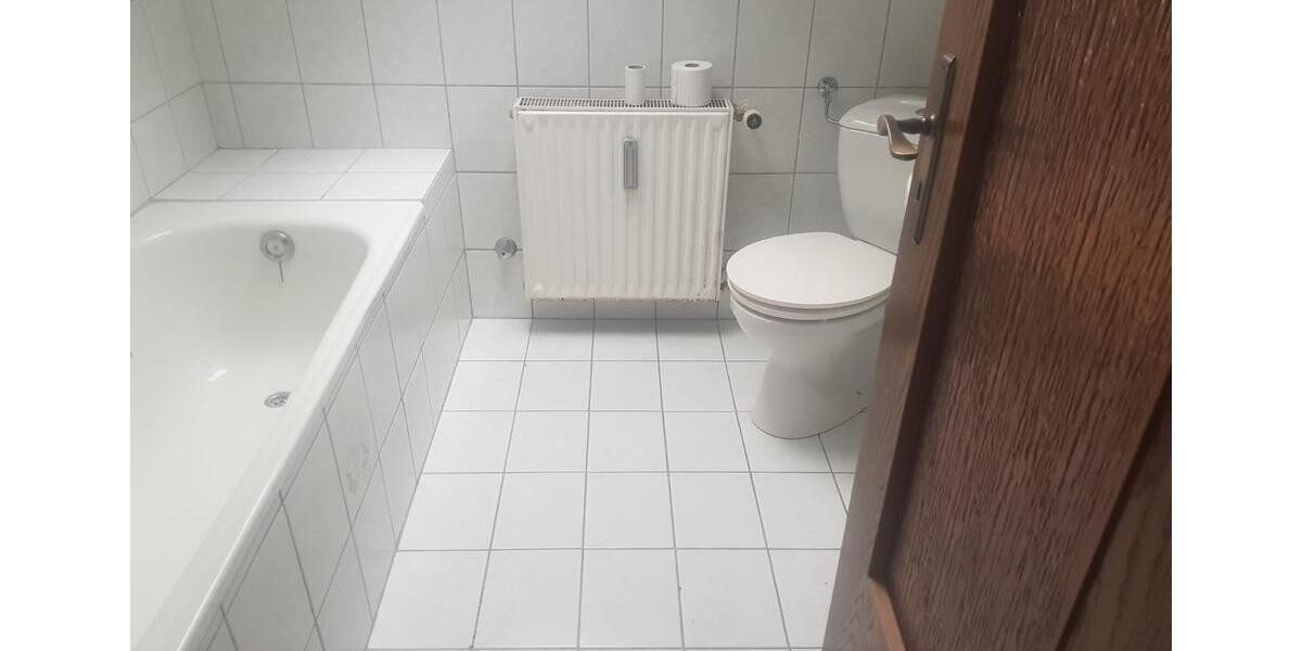 Dachgeschoßwohnung Kirchlengern - 3 Zimmer, 66 m&sup2;, 540&euro; | Angebot:25418573