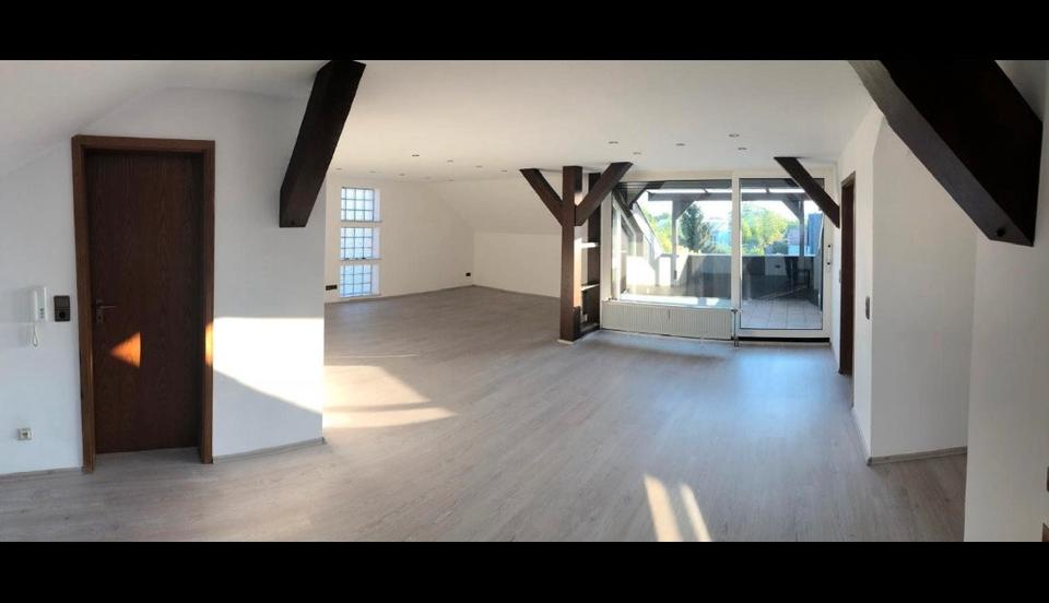 Dachgeschoßwohnung Bad Dürkheim - 2 Zimmer, 90 m&sup2;, 1.300&euro; | Angebot:24316317