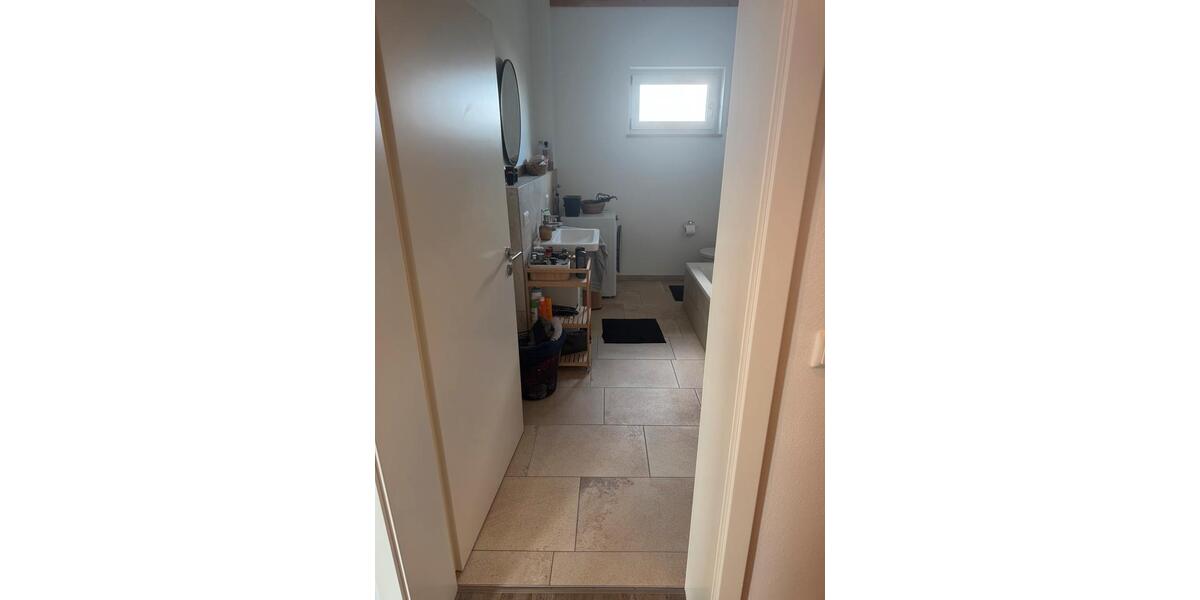 Etagenwohnung Pilsting - 2 Zimmer, 82 m&sup2;, 765&euro; | Angebot:25923222