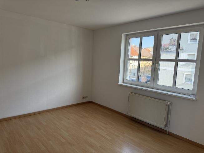 Etagenwohnung Oschersleben Oschersleben - 4 Zimmer, 110 m&sup2;, 640&euro; | Angebot:25749457