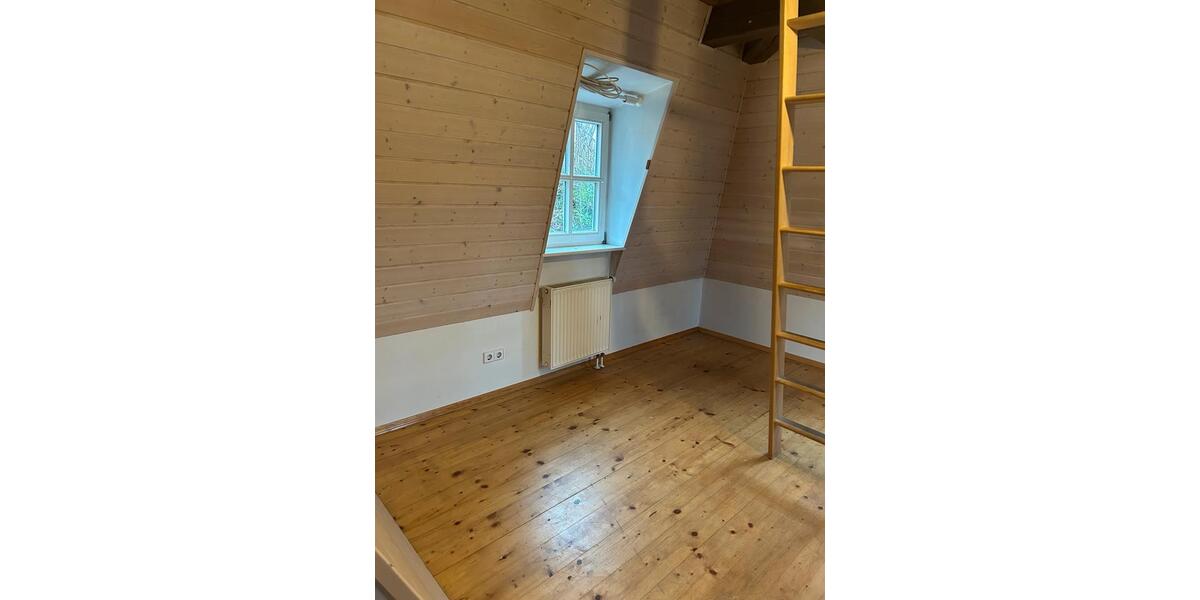 Dachgeschoßwohnung Biberach an der Riß - 1 Zimmer, 20 m&sup2;, 550&euro; | Angebot:24730149