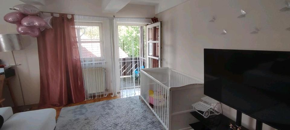 Etagenwohnung Uslar - 3 Zimmer, 89 m&sup2;, 450&euro; | Angebot:26566003