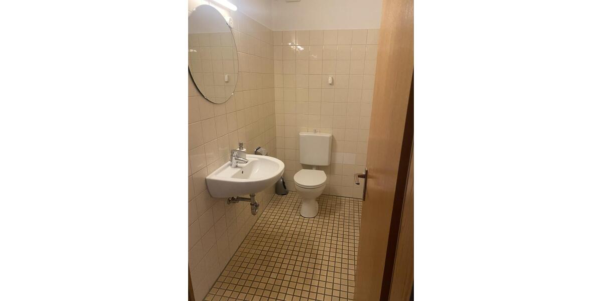 Dachgeschoßwohnung Marktredwitz - 3 Zimmer, 85 m&sup2;, 700&euro; | Angebot:24486577