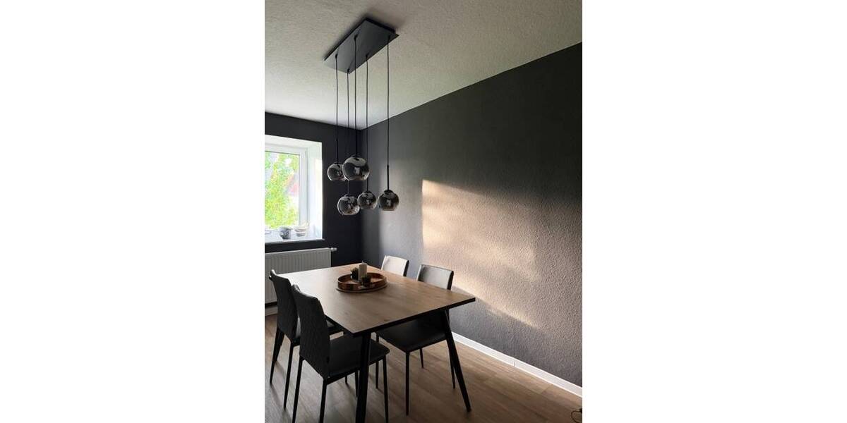 Etagenwohnung Merseburg Kötzschen - 4 Zimmer, 73 m&sup2;, 532&euro; | Angebot:26555424