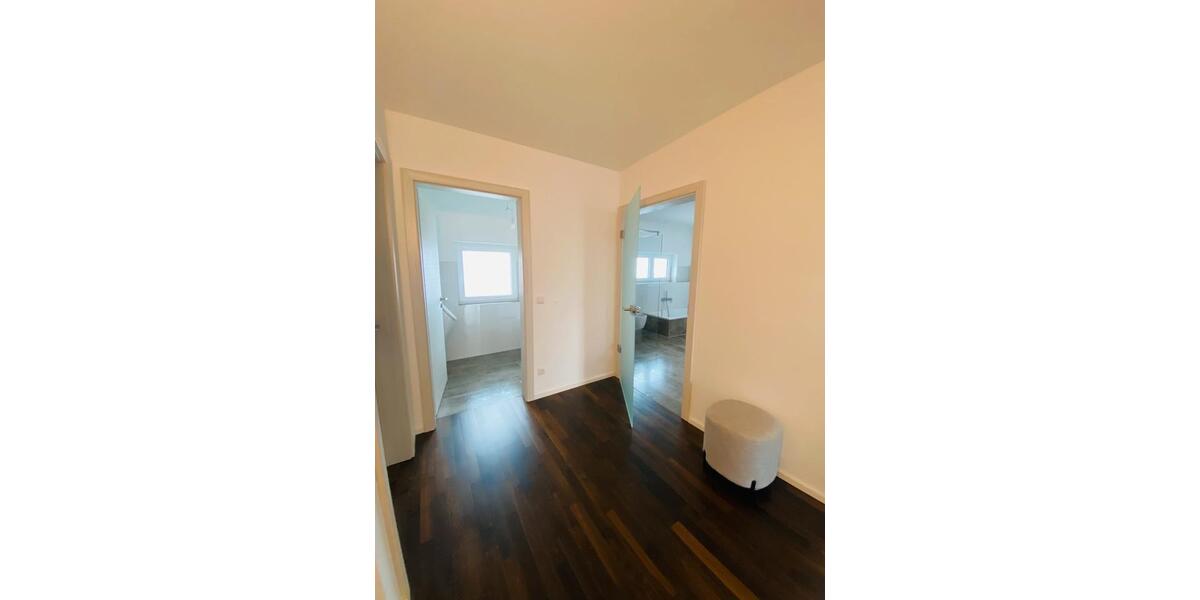 Einfamilienhaus Künzelsau - 3 Zimmer, 127 m&sup2;, 1.950&euro; | Angebot:24864803