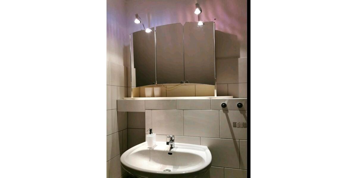 Dachgeschoßwohnung Nümbrecht - 2 Zimmer, 60 m&sup2;, 500&euro; | Angebot:25056183