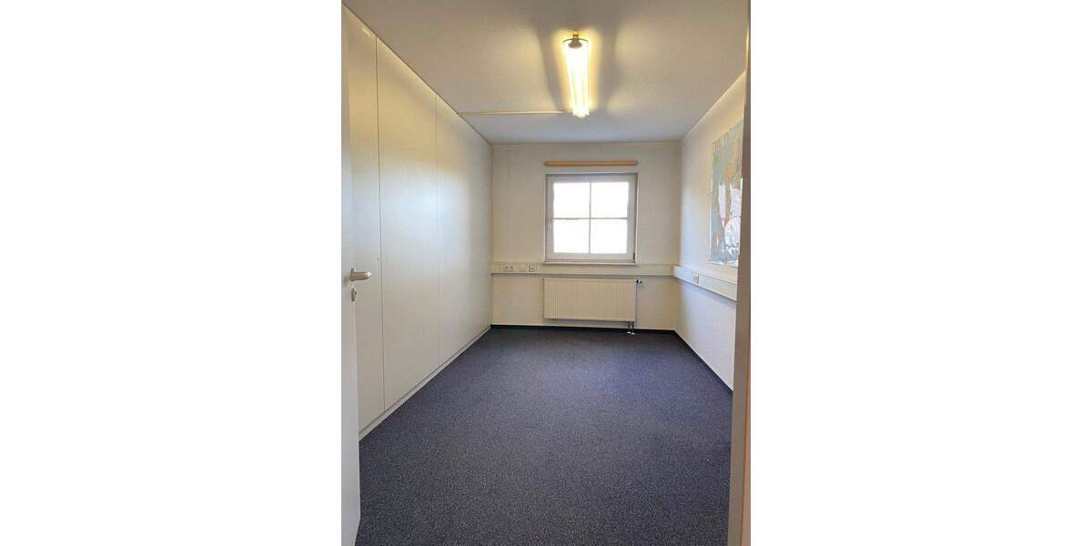 Gewerbeobjekt Böblingen - 1.050&euro; | Angebot:24790648