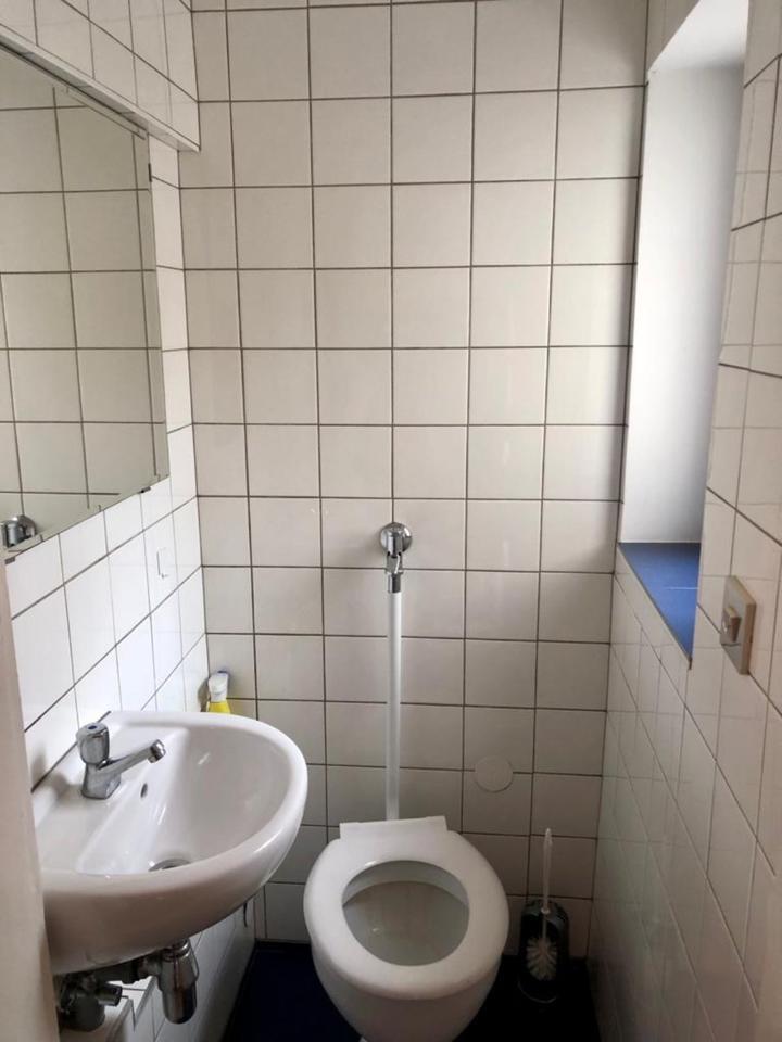 Kleines Studio zu vermieten.