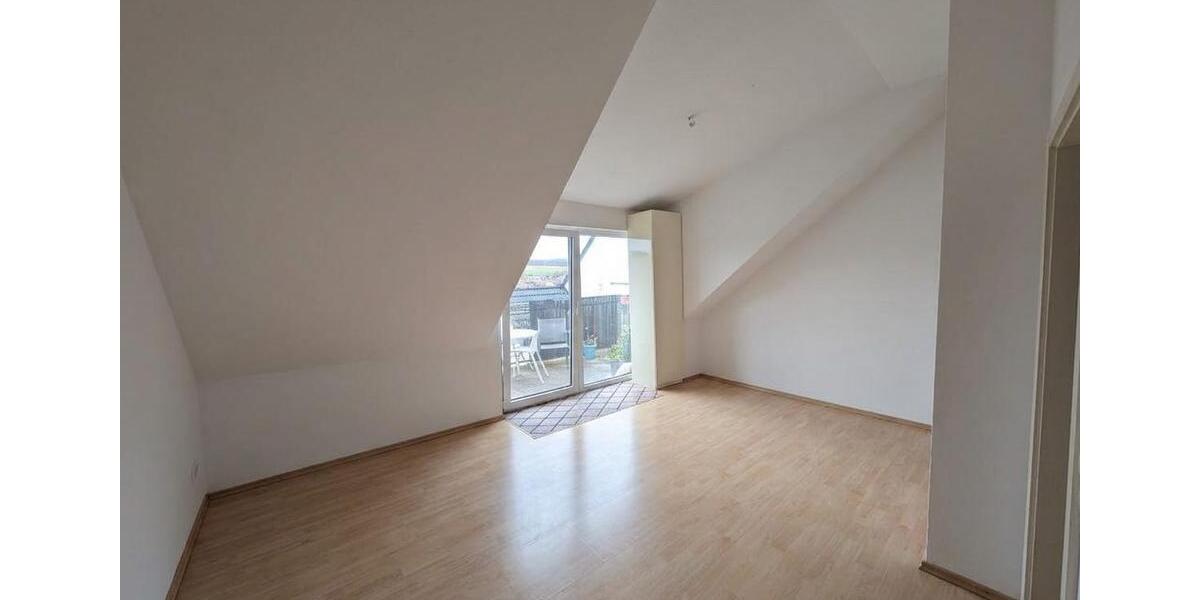 Dachgeschoßwohnung Selters (Taunus) - 2 Zimmer, 55 m&sup2;, 550&euro; | Angebot:26238013