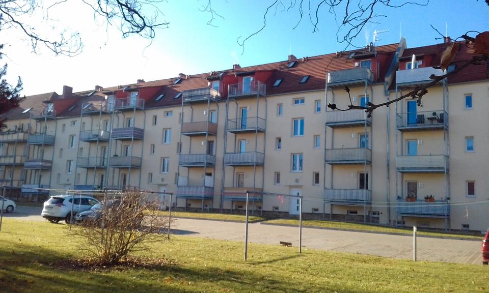 Etagenwohnung Zeitz - 2 Zimmer, 57 m&sup2;, 343&euro; | Angebot:26604448