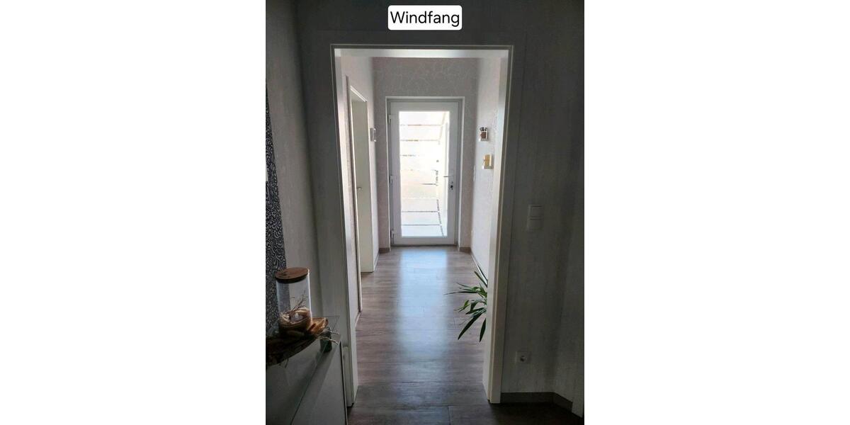 Etagenwohnung Ostrhauderfehn - 4 Zimmer, 125 m&sup2;, 1.100&euro; | Angebot:26050371