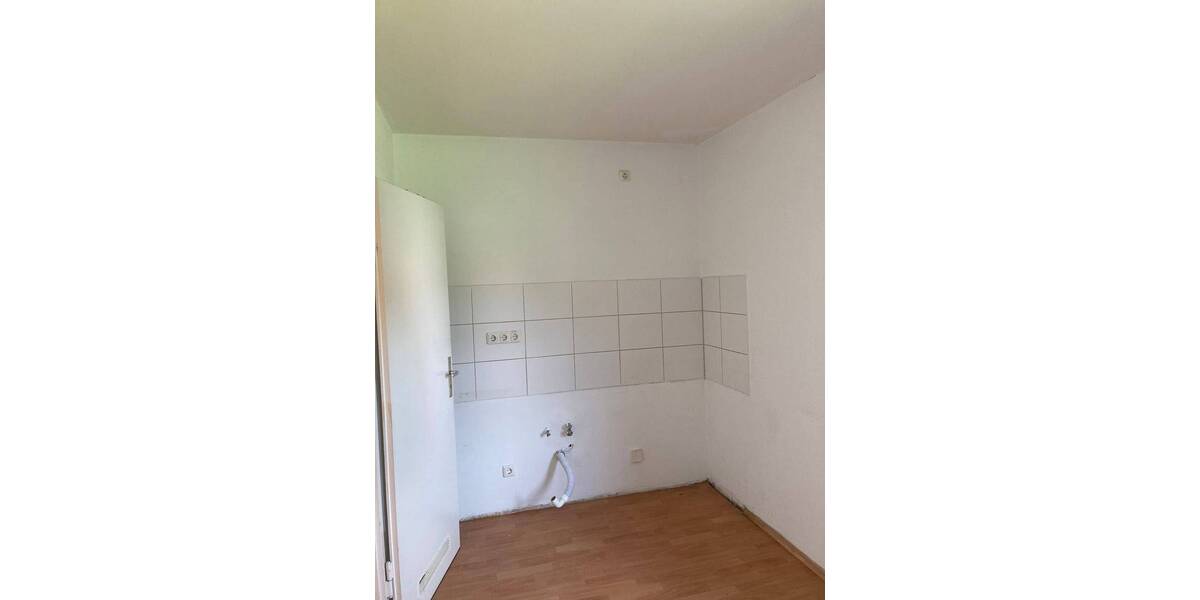 Etagenwohnung Salzgitter Lebenstedt - 3 Zimmer, 48 m&sup2;, 287&euro; | Angebot:24779476
