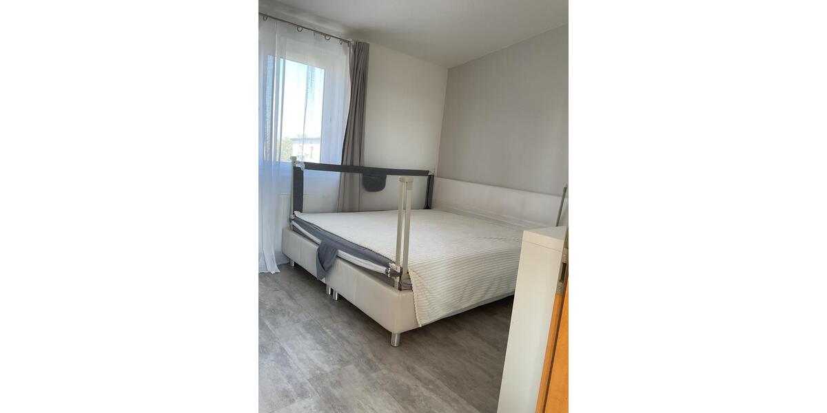 Einfamilienhaus Remseck am Neckar - 3 Zimmer, 94 m&sup2;, 1.450&euro; | Angebot:26512301