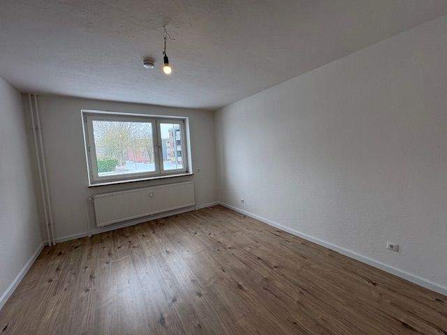 Etagenwohnung Brunsbüttel Brunsbüttel-Nord - 3 Zimmer, 77 m&sup2;, 654&euro; | Angebot:25661052