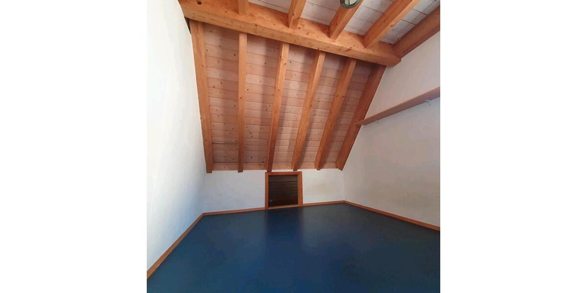 Wohnen auf Zeit Nagold - 4 Zimmer, 120 m&sup2;, 430&euro; | Angebot:25893987