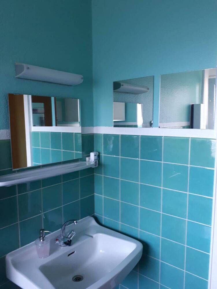 Lev.-Quettingen, ruhiges Appartement, 1.OG, ca. 37 m², 1 Zimmer, Balkon, Küche, Wannenbad
