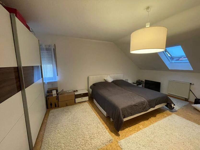 Vermiete 2,5 Zimmer DG-Wohnung 82m² in Sendelbach