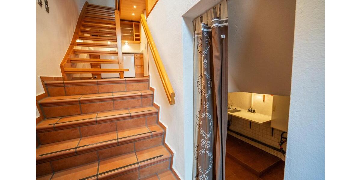 Wohnung und Haus in einem - saniertes Altstadthaus mit insgesamt 93m² in Lauinger Toplage 3 zimmer