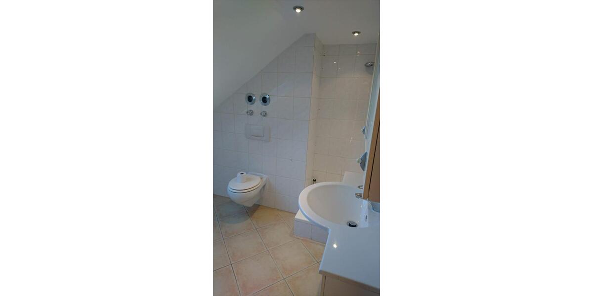 Dachgeschoßwohnung Bockhorn - 1 Zimmer, 35 m&sup2;, 525&euro; | Angebot:26032273