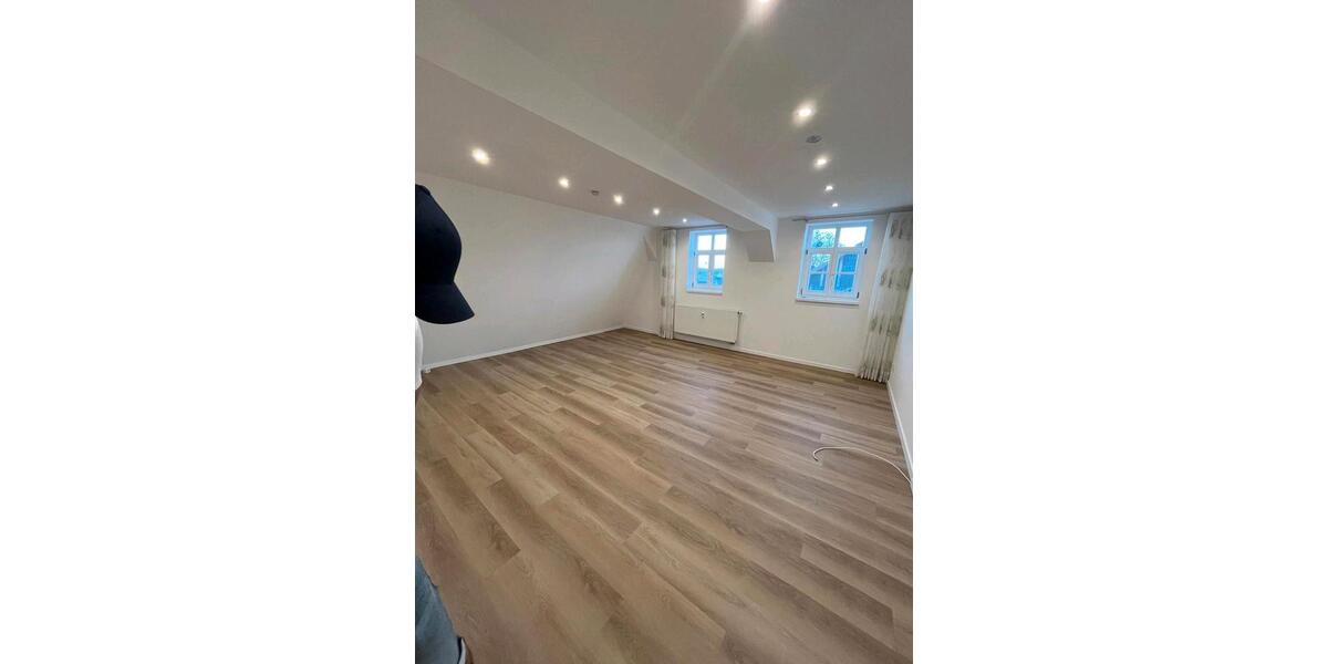 Etagenwohnung Wabern - 4 Zimmer, 125 m&sup2;, 700&euro; | Angebot:26267028