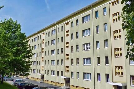 Wohnung Suhl - 4 Zimmer, 75 m&sup2;, 543&euro; | Angebot:24256016