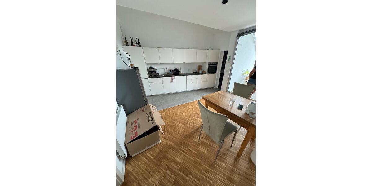Wohnen auf Zeit Darmstadt Darmstadt-Nord - 1 Zimmer, 13 m&sup2;, 600&euro; | Angebot:26426724