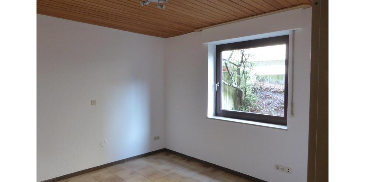 Etagenwohnung Höxter - 2 Zimmer, 40 m&sup2;, 400&euro; | Angebot:24381330